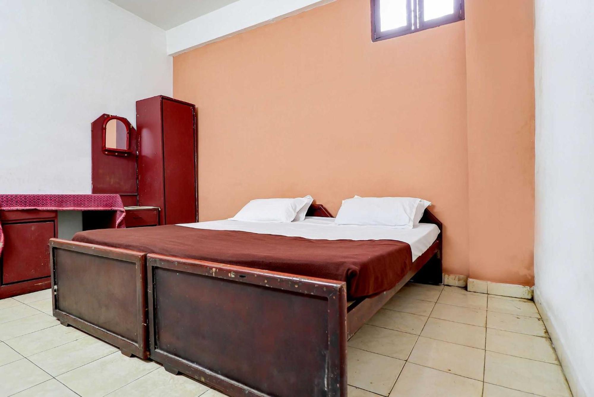 SPOT ON 40760 Sangamam Tourist Home Kannur Bagian luar foto
