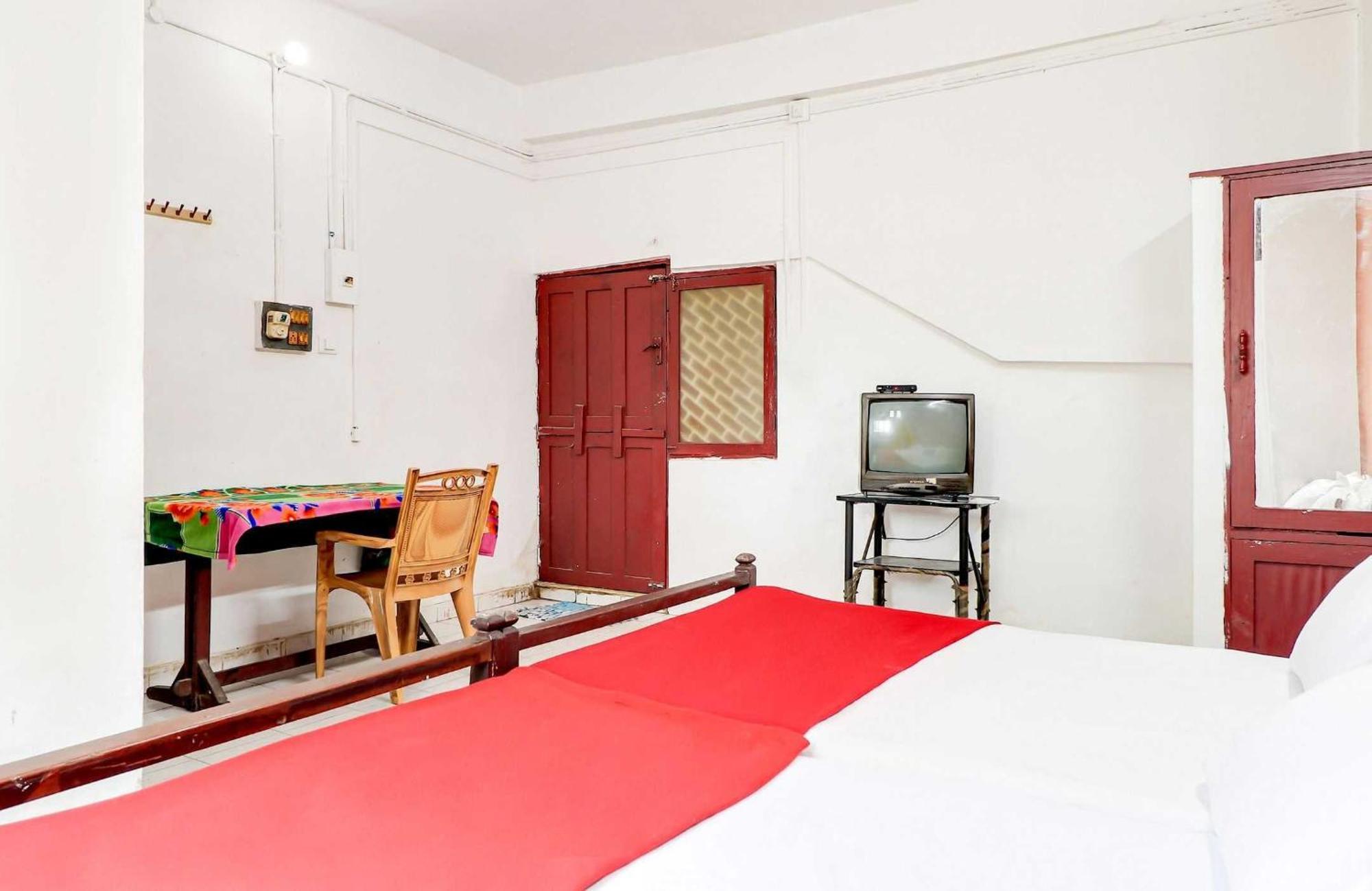 SPOT ON 40760 Sangamam Tourist Home Kannur Bagian luar foto